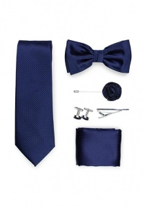 Geschenkbox tupfengemustert nachtblau mit Krawatte, Herren-Schleife und Zubehör