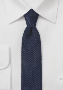Donkerblauwe bewerkte zijden stropdas