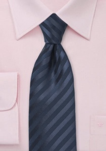 Gestreepte toon op toon stropdas kleur marineblauw